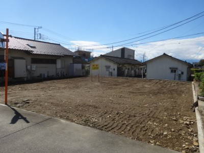 笛吹市春日居町小松土地